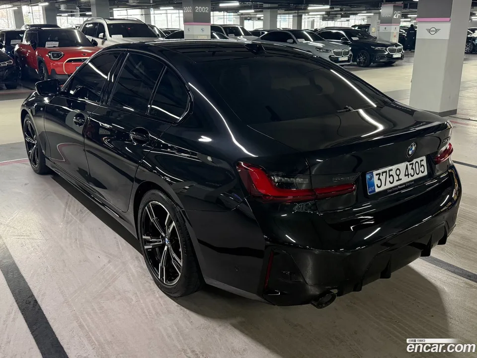 BMW 3 Series 320i M 2026 — миниатюра 4