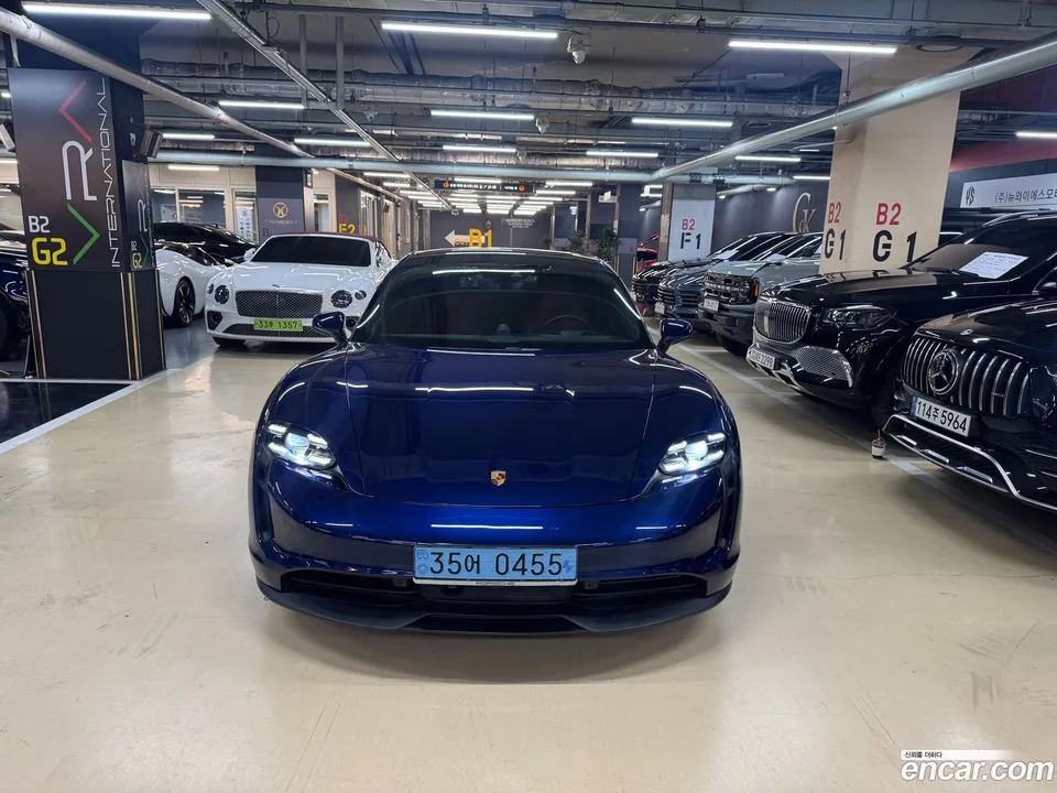 Porsche Taycan 4S 2023 — миниатюра 3