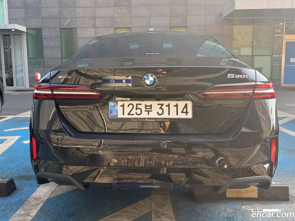 BMW 5 Series 530i xDrive M 2026 — миниатюра 4