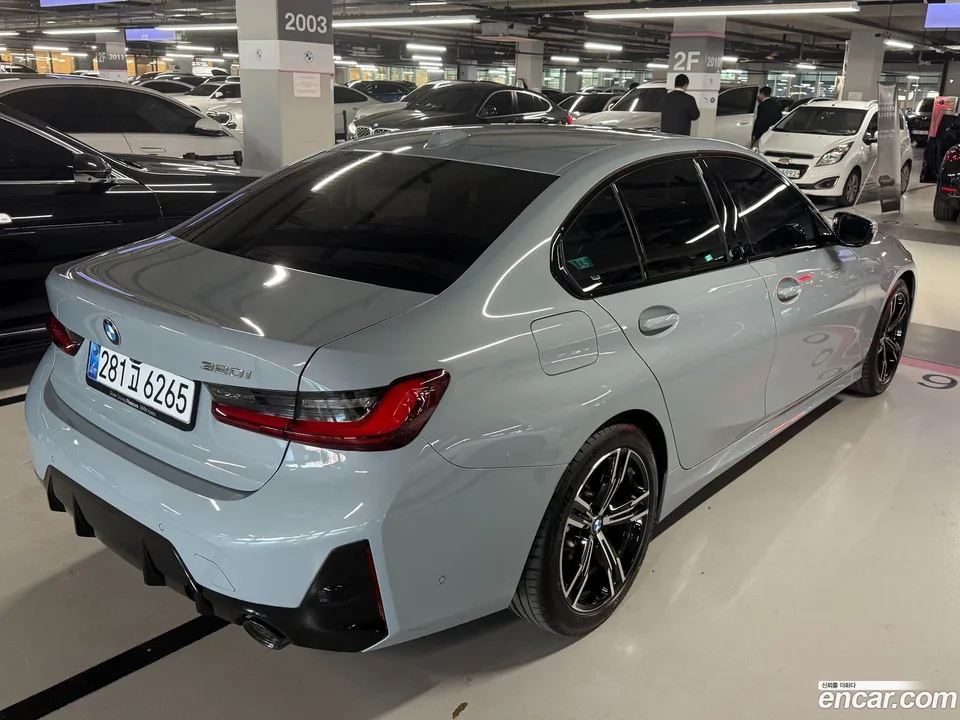 BMW 3 Series 320i M 2025 — миниатюра 4