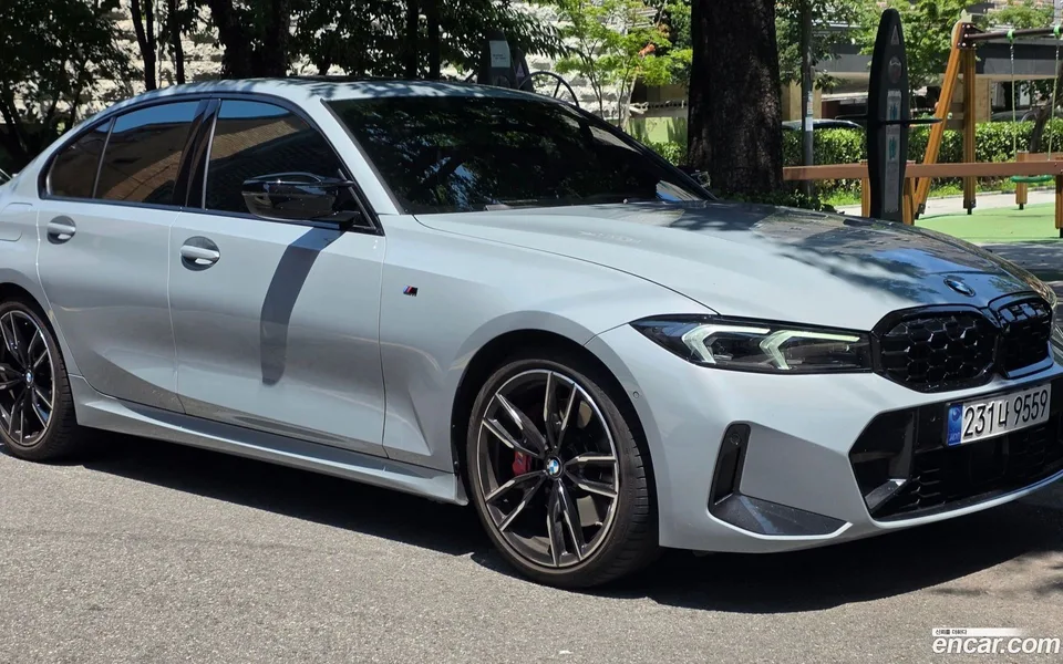 BMW 3 Series M340i 2024 — thumbnail 3