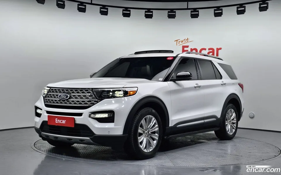Ford Explorer 2023
