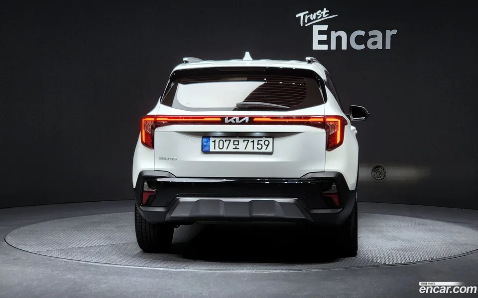 Kia Seltos 1.6 2WD 2023 — thumbnail 4