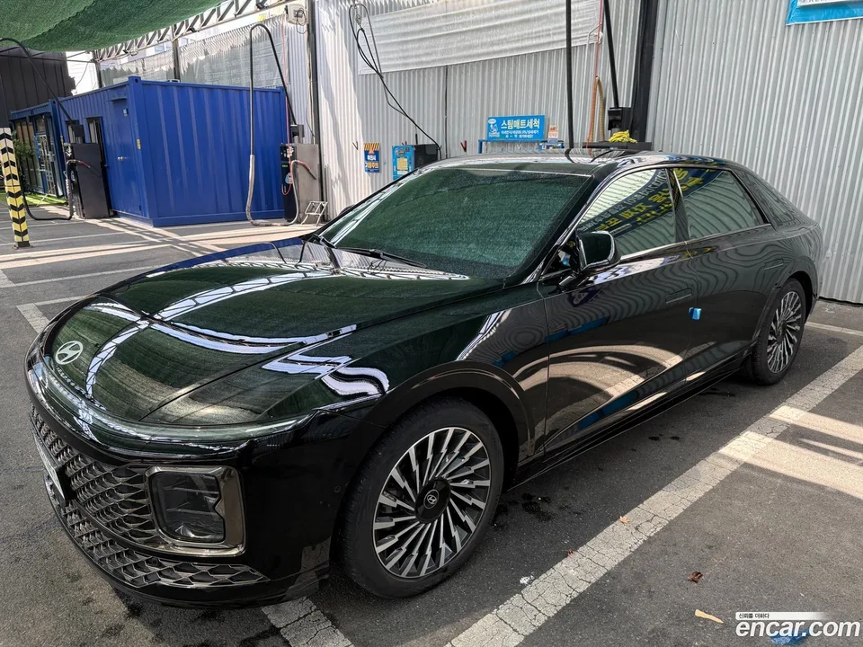 Hyundai Grandeur 2.5 2WD 2024 — фото 1, купить с доставкой в Москву