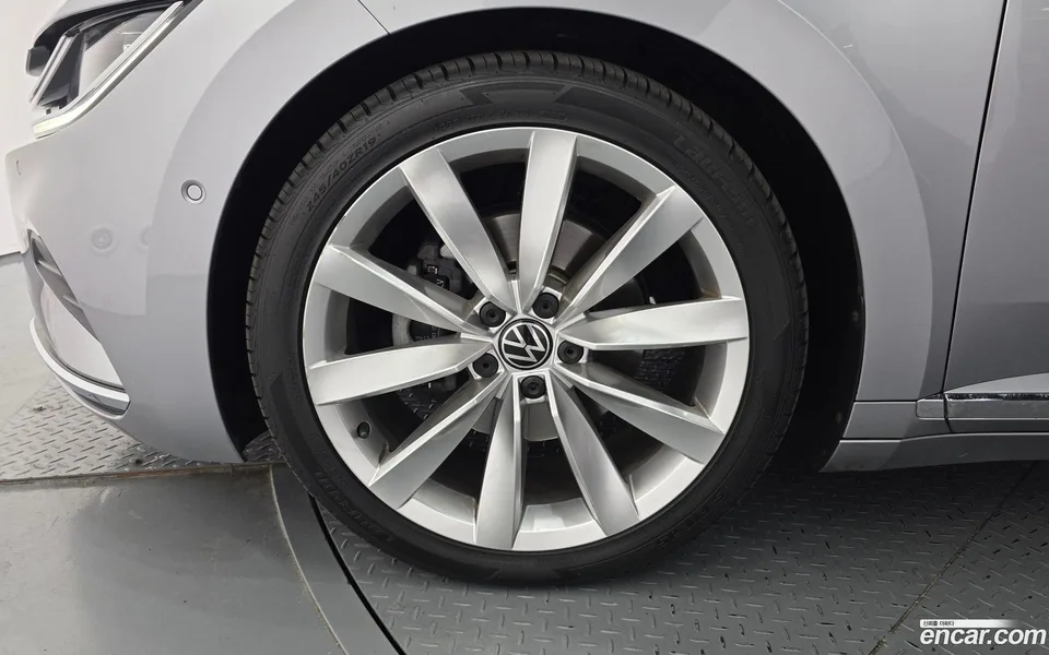 Volkswagen Arteon 2.0 TDI 2023 — thumbnail 5