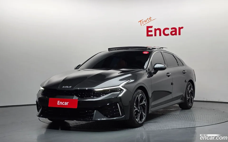 Kia K5 Hybrid 2024