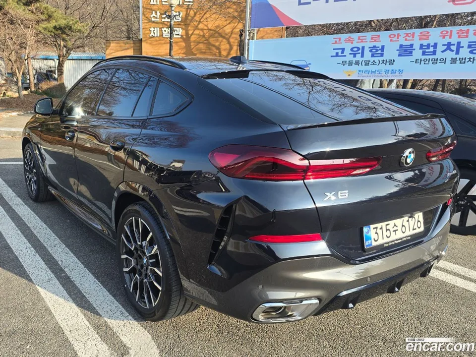 BMW X6 xDrive40i M 2026 — thumbnail 3