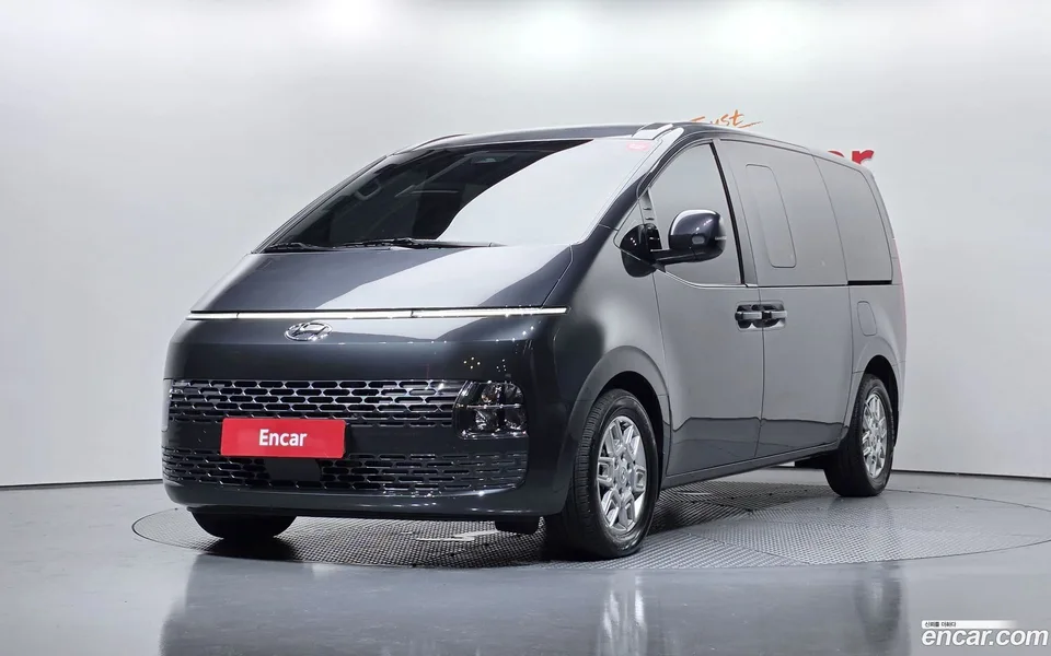 Hyundai Staria 2023