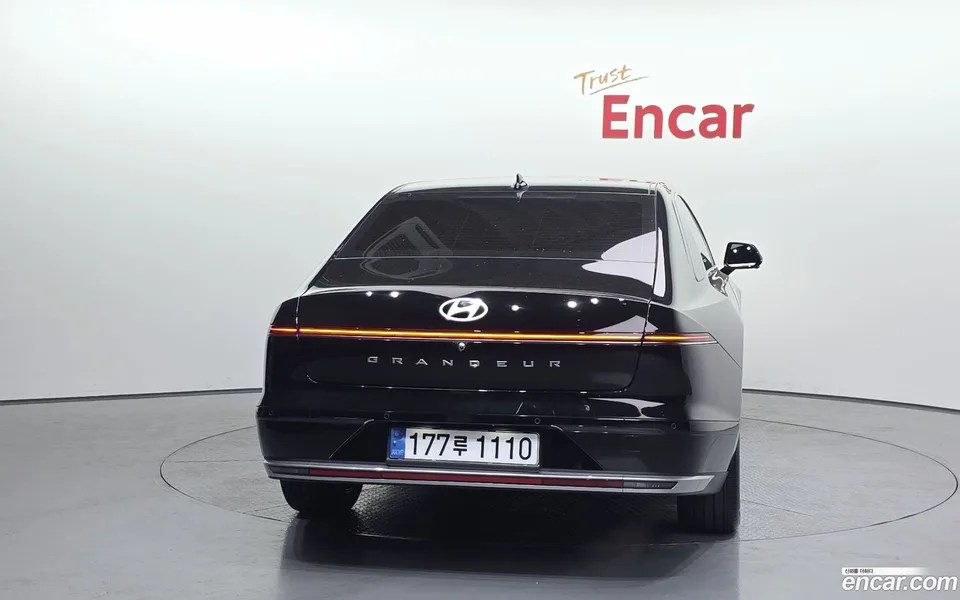 Hyundai Grandeur Hybrid 2024 — thumbnail 4