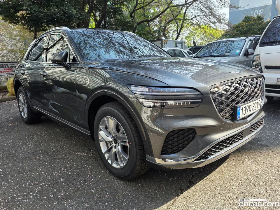 Genesis GV70 2.5T 2WD 2026 — thumbnail 3