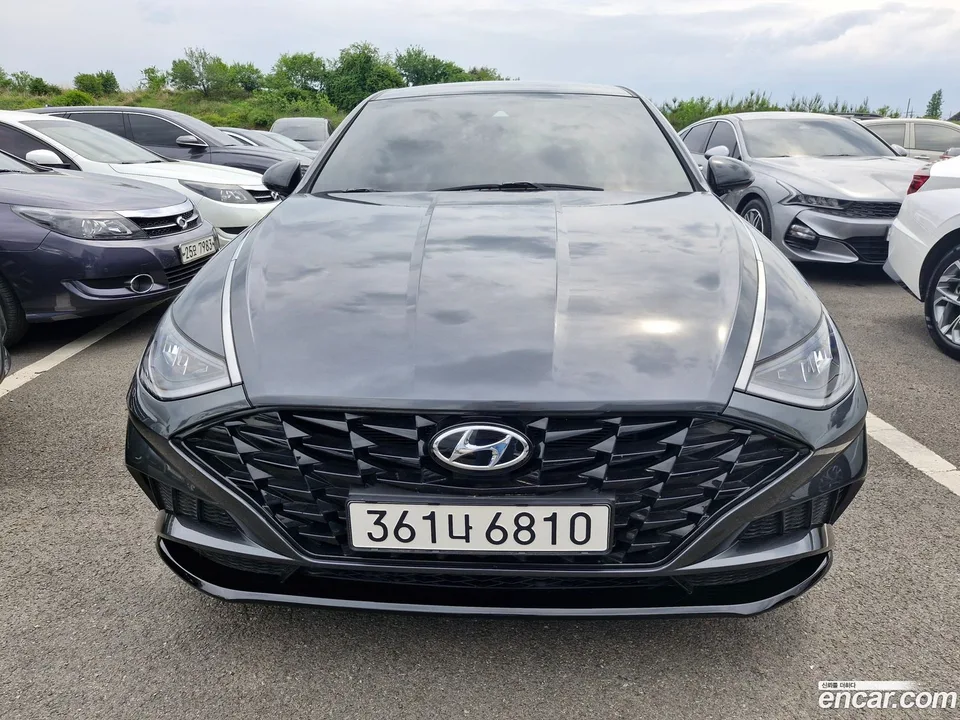 Hyundai Sonata 2.0 2022 — фото 1, купить с доставкой в Москву