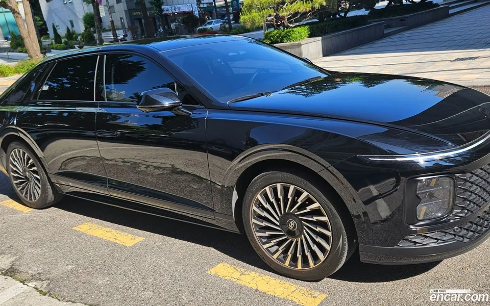 Hyundai Grandeur Hybrid 2024 — миниатюра 3