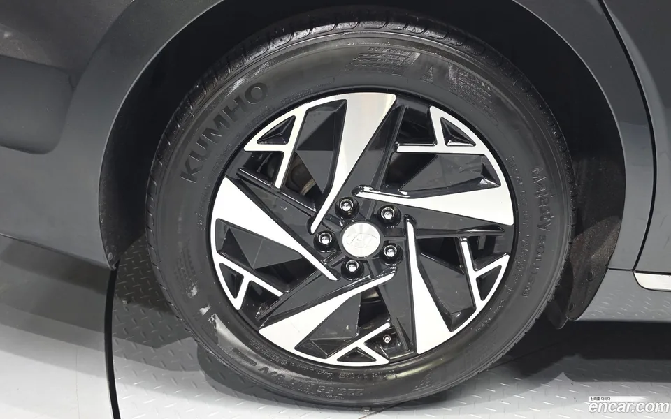 Hyundai Grandeur IG Hybrid 2022 — миниатюра 2