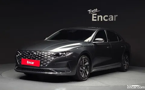 Hyundai Grandeur IG Hybrid 2022 buy in Moscow