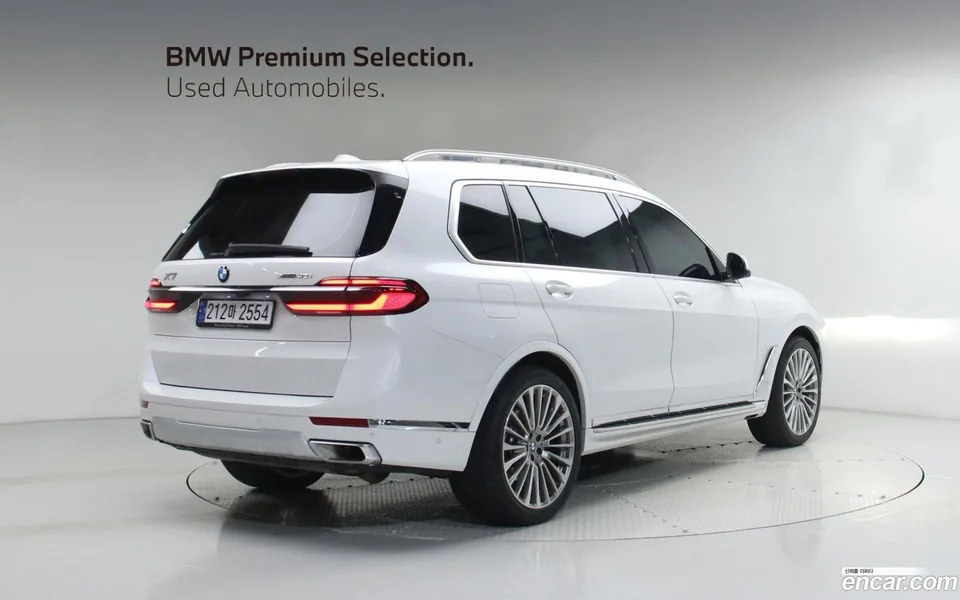 BMW X7 xDrive 40i 7 2023 — миниатюра 4
