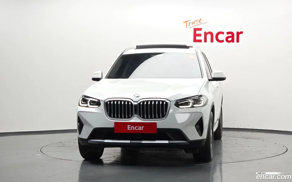 BMW X3 xDrive 20i 2022 — миниатюра 3