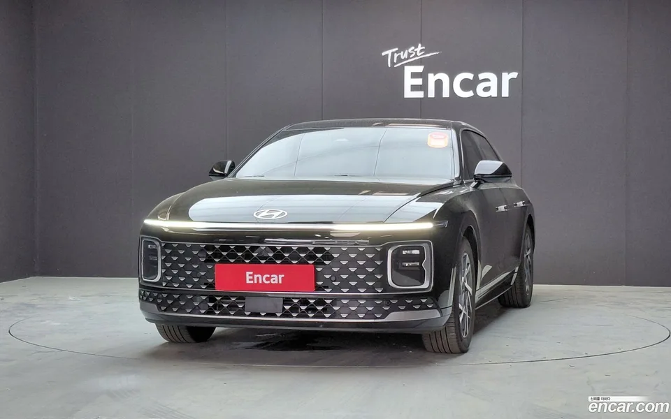 Hyundai Grandeur Hybrid 2023 — thumbnail 3