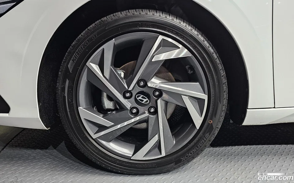 Hyundai Avante CN7 1.6 2024 — thumbnail 5