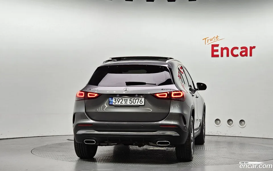 Mercedes-Benz GLA-Class GLA250 4MATIC 2023 — миниатюра 4