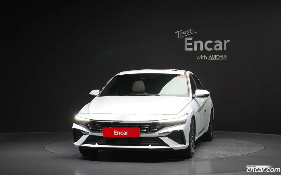 Hyundai Avante CN7 Hybrid 2025 — миниатюра 3