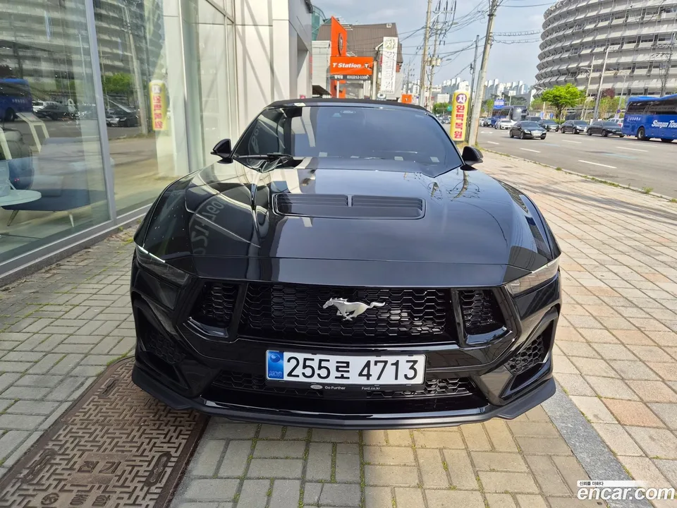 Ford Mustang 2025