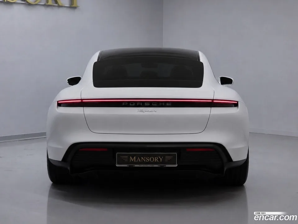 Porsche Taycan 2025 — миниатюра 4
