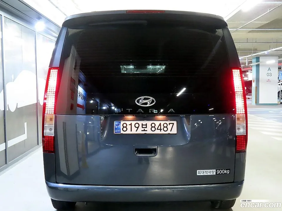 Hyundai Staria 3 2023 — миниатюра 2
