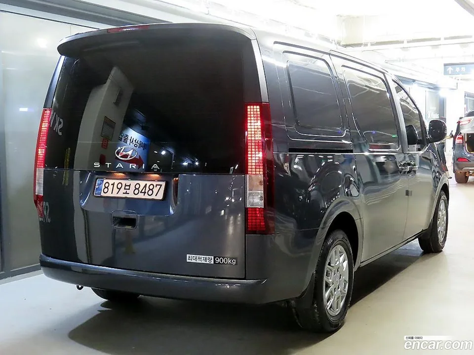 Hyundai Staria 3 2023 — миниатюра 4