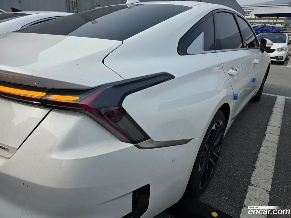 Kia K8 Hybrid 2024 — миниатюра 2