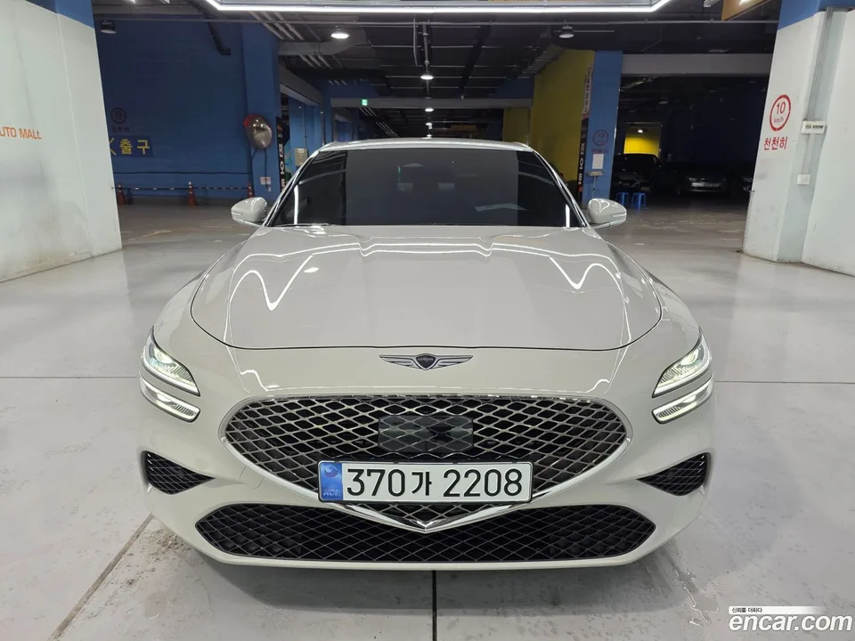 Genesis G70 2.5T 2WD 2026 — photo 1, buy with delivery to Moscow