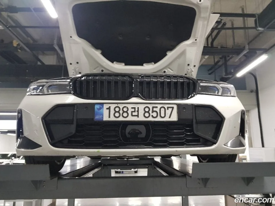 BMW 3 Series 2023
