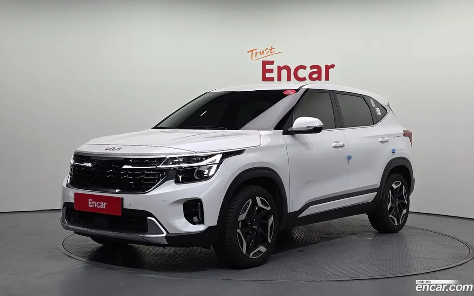 Kia Seltos 2.0 2WD 2025 — photo 1, buy with delivery to Moscow