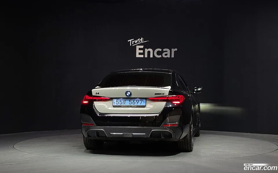 BMW i4 eDrive40 M 2023 — миниатюра 4