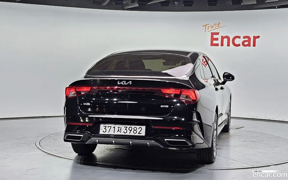 Kia K5 Hybrid 2023 — thumbnail 4