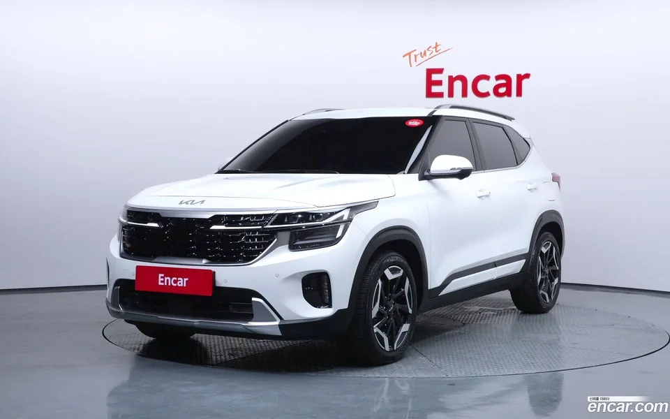 Kia Seltos 1.6 2WD 2024 — photo 1, buy with delivery to Moscow