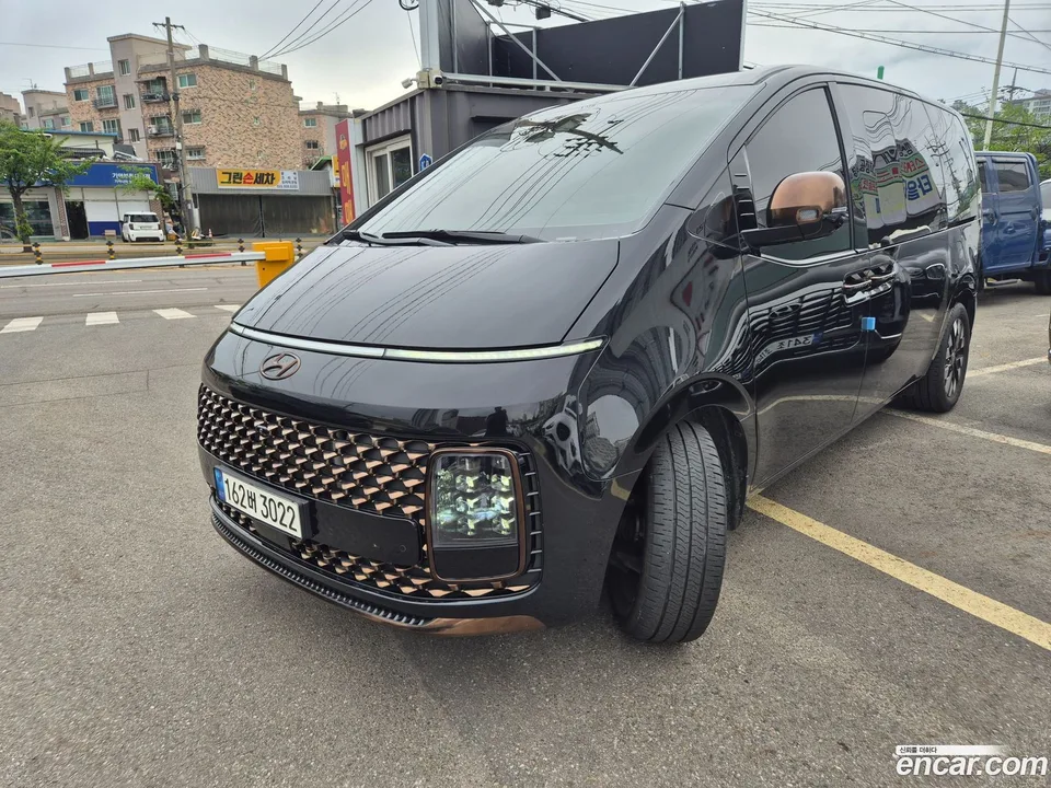 Hyundai Staria 2023