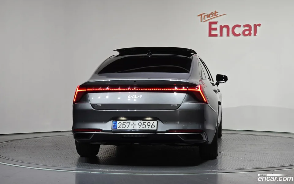 Kia K8 Hybrid 2023 — thumbnail 4