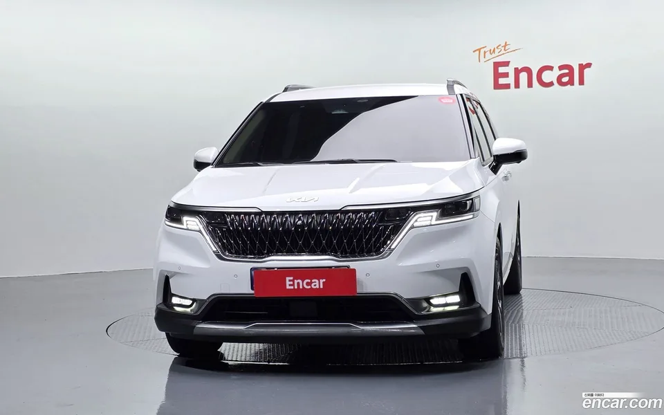 Kia Carnival 7 2022 — thumbnail 3