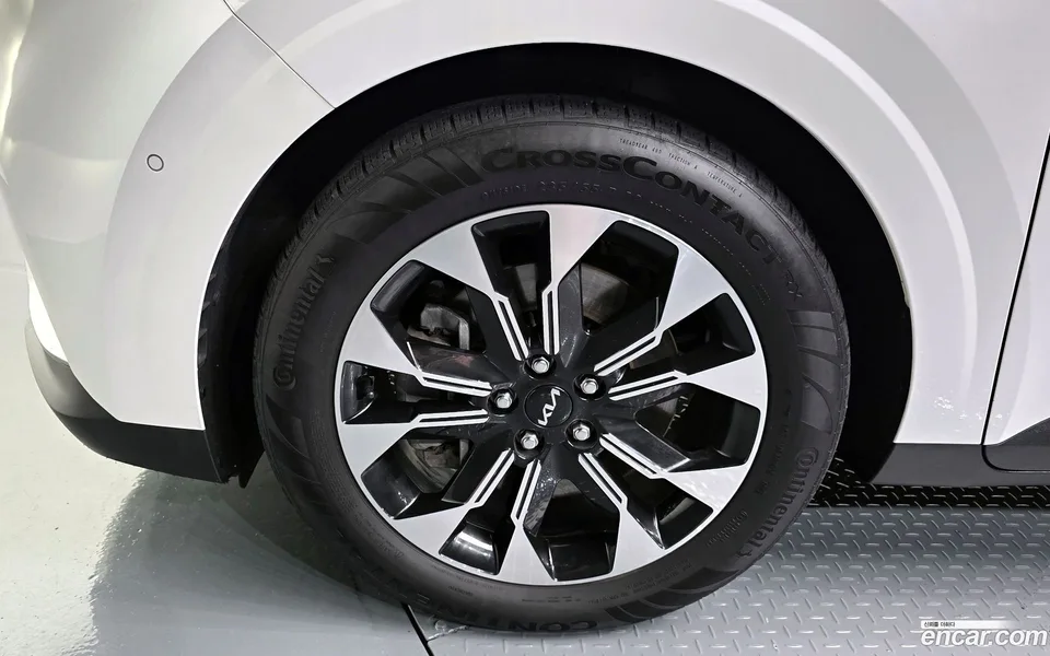 Kia Carnival 7 2022 — thumbnail 5