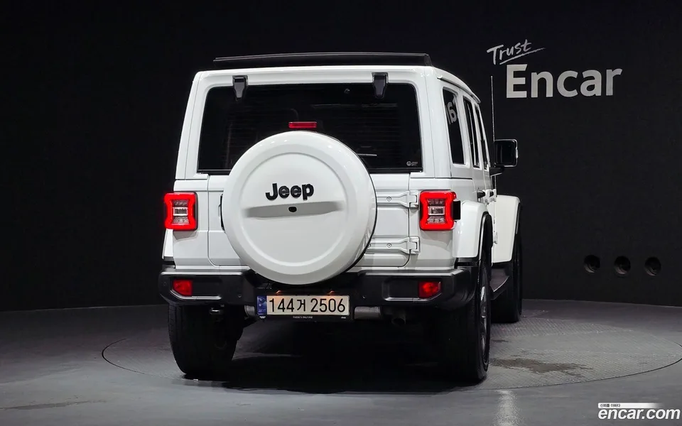Jeep Wrangler 2.0 4 2023 — миниатюра 4