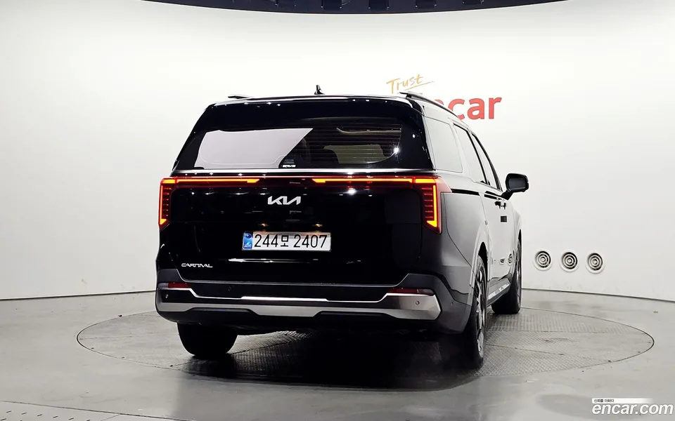 Kia Carnival 9 2025 — миниатюра 4