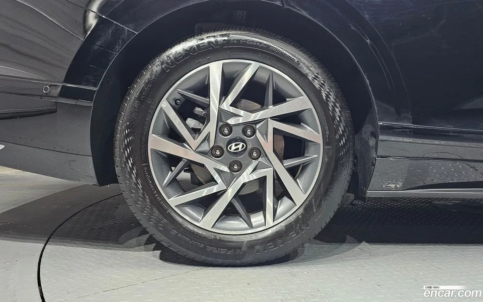 Hyundai Grandeur Hybrid 2023 — thumbnail 2