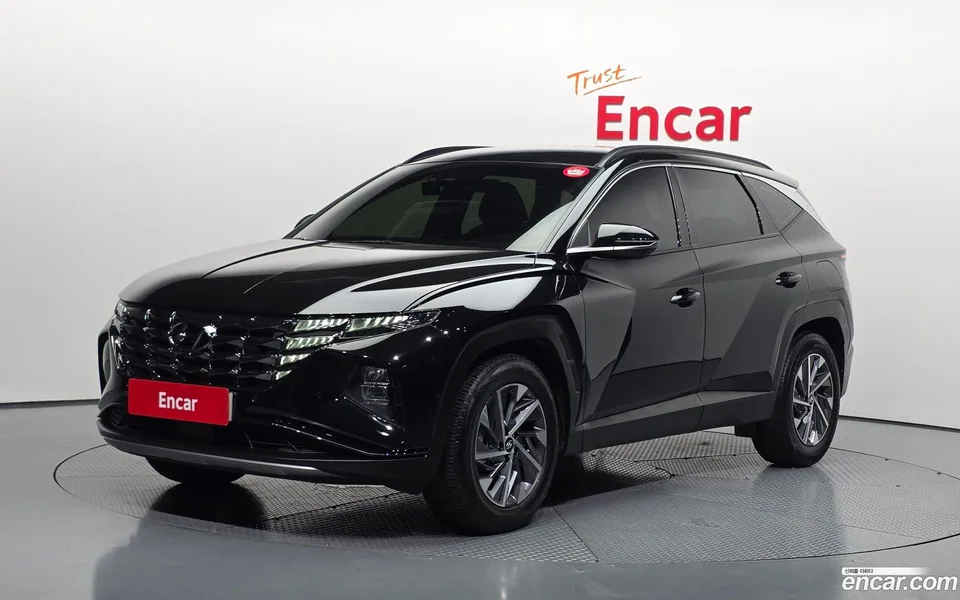 Hyundai Tucson Hybrid 2WD 2023 — photo 1, buy with delivery to Moscow