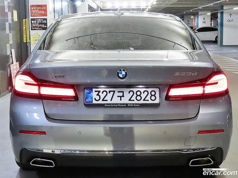 BMW 5 Series 523d 2023 — миниатюра 5