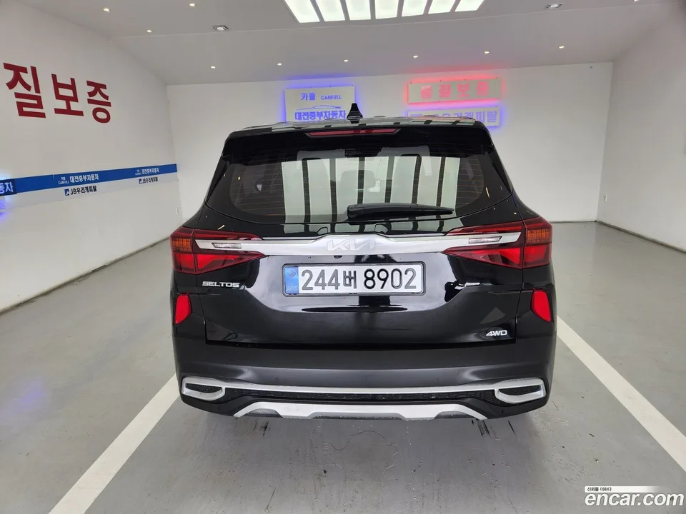 Kia Seltos 1.6 4WD 2022 — thumbnail 4