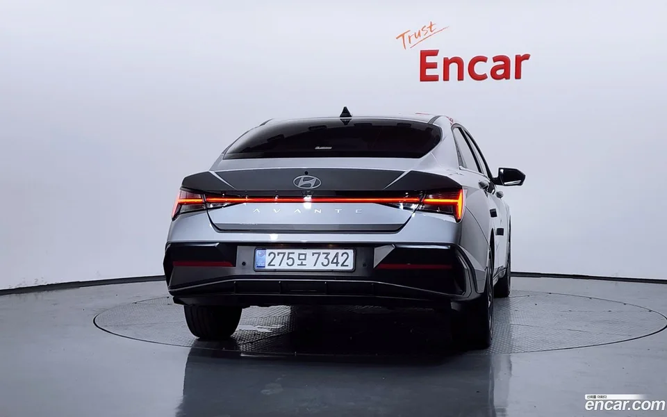 Hyundai Avante CN7 1.6 2025 — thumbnail 4