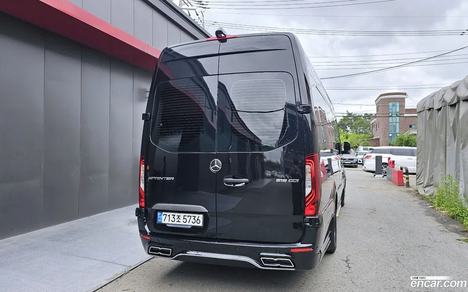 Mercedes-Benz Sprinter 3.0 2023 — thumbnail 4