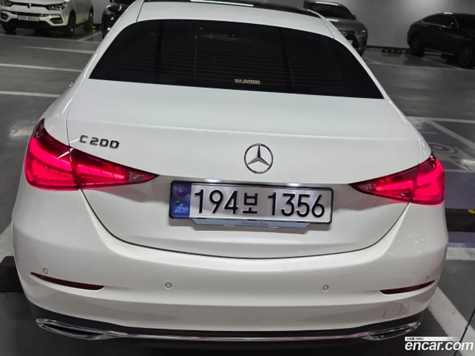 Mercedes-Benz C-Class C200 2024 — thumbnail 3
