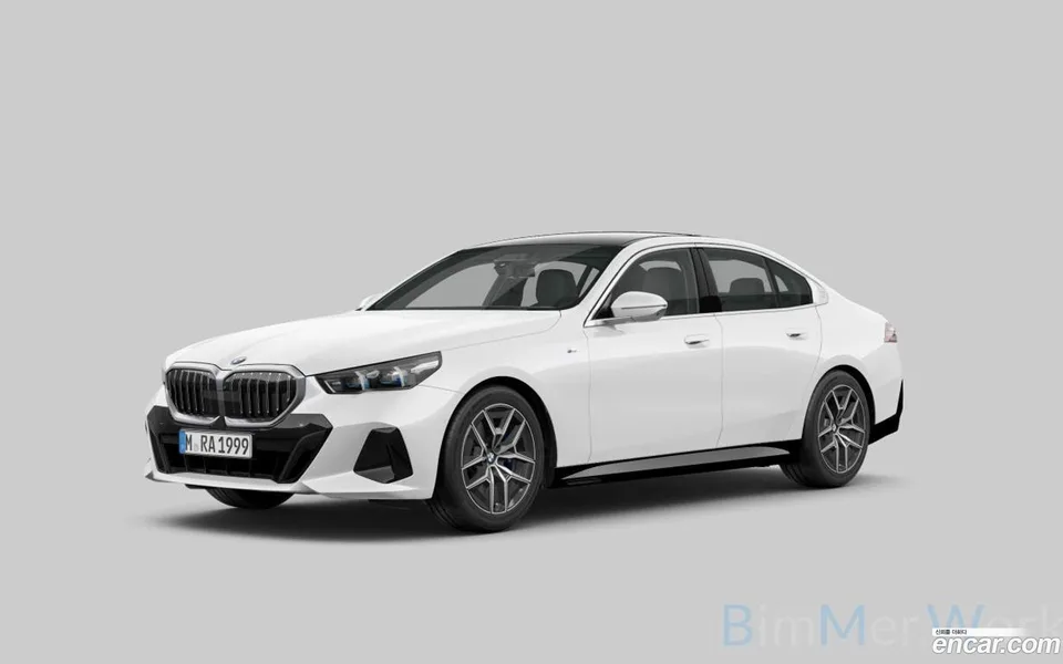 BMW 5 Series 520i M 2024 — photo 1, buy with delivery to Moscow