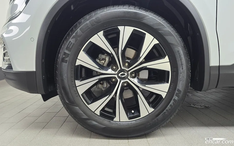 Renault Samsung QM6 2.0 LPe LE 2WD 2022 — миниатюра 2